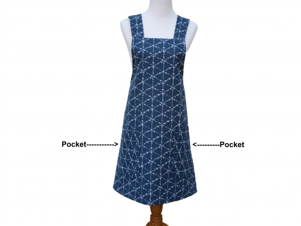 Women's Navy Blue & White Floral & Diamonds Pattern Japanese Apron pockets