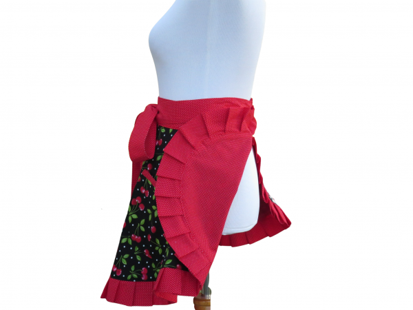 Women's Cherries Half Apron with Pleated Hem reverse lining view