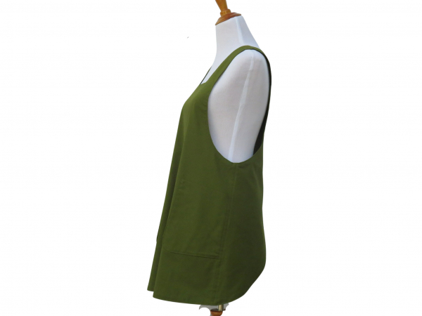 Women's Solid Color Cross Back Apron side pocket view