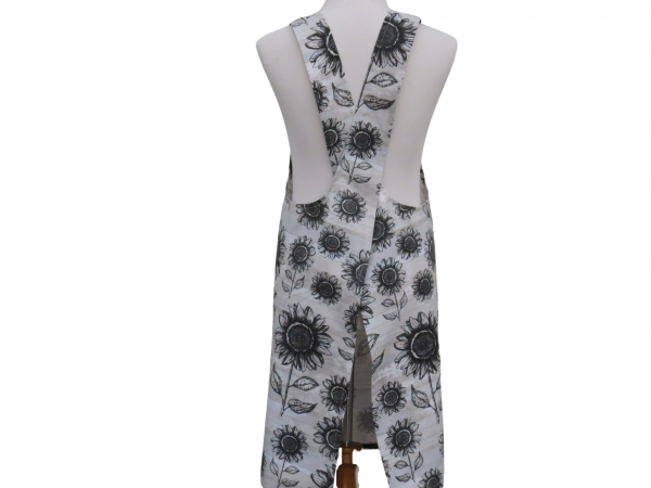 Women's Gray & Black Sunflower Japanese Style Apron back view