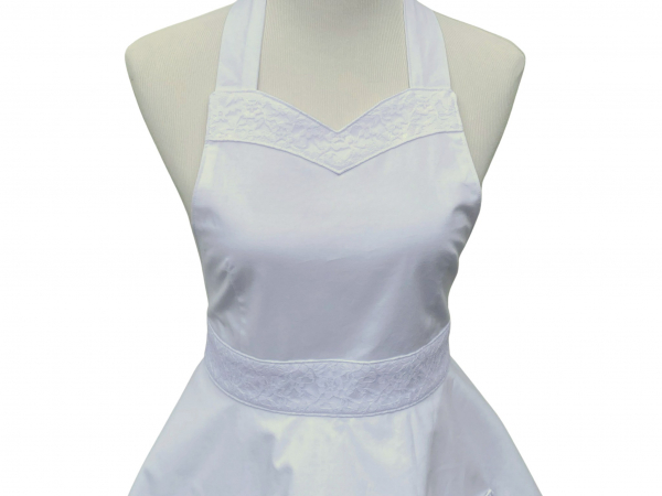 White Retro Style Apron with Lace Trim closeup of front apron bib